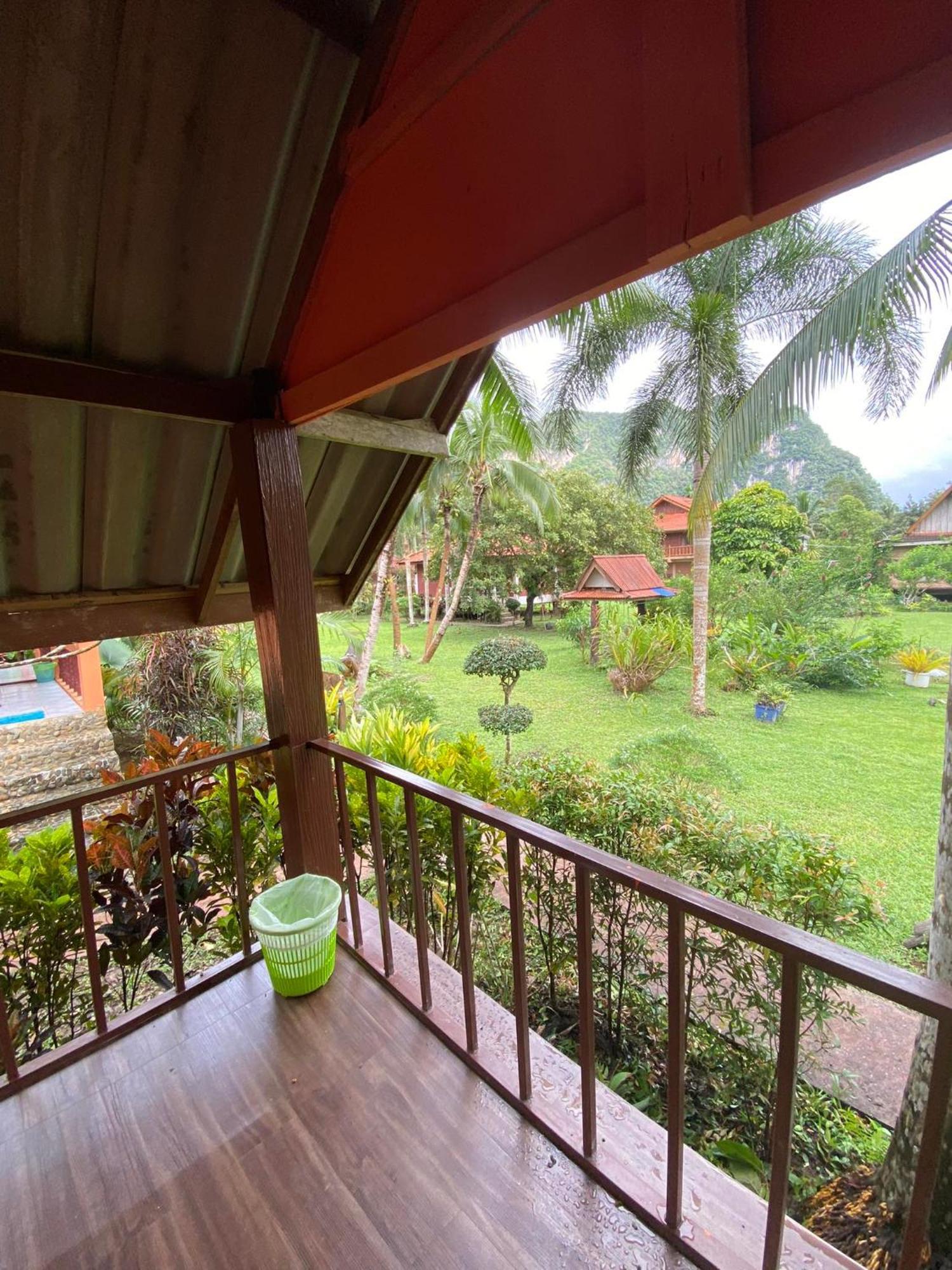 Khao Sok Nung House Hotel Khao Sok National Park Bagian luar foto