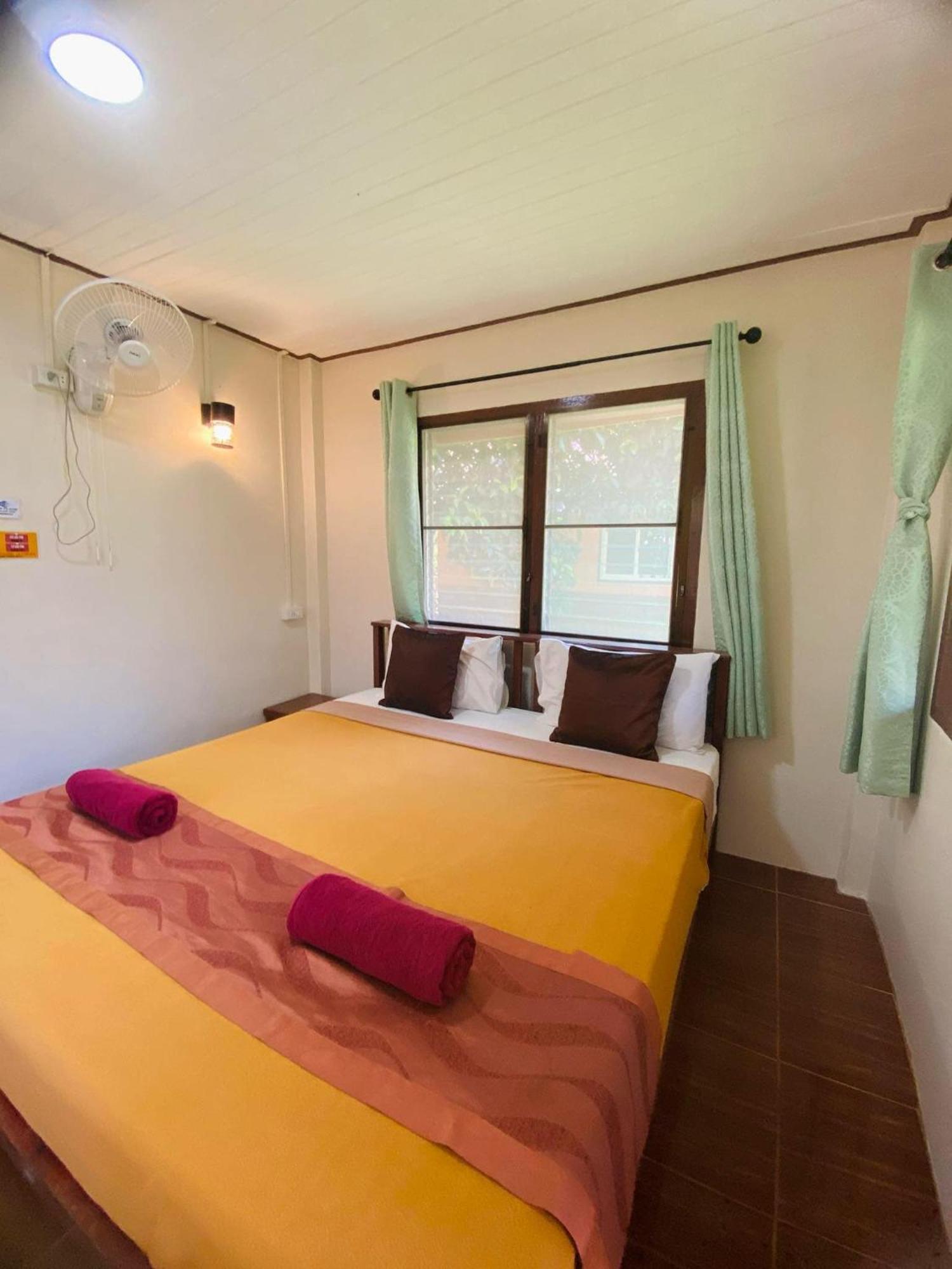 Khao Sok Nung House Hotel Khao Sok National Park Bagian luar foto