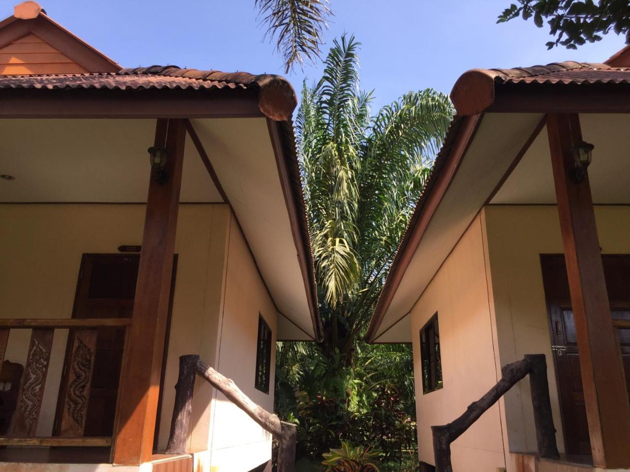 Khao Sok Nung House Hotel Khao Sok National Park Bagian luar foto
