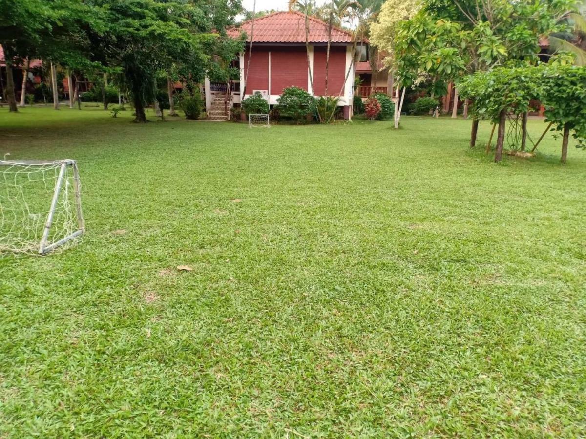 Khao Sok Nung House Hotel Khao Sok National Park Bagian luar foto